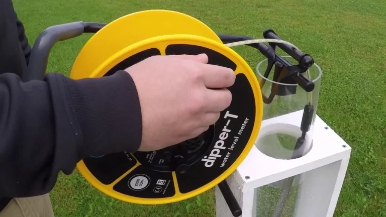 Penggunaan Data Logger dalam Pemantauan Tinggi Air dengan Menggunakan Sensor Level Air